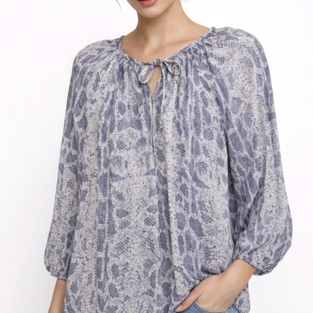 Joie Peasant Blouse 100% Silk Blue Animal Print Long Balloon Sleeve Size XS